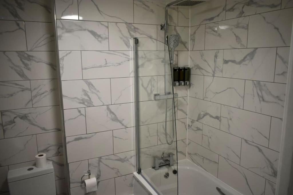 Tottenham Hotspurs Stays At The Gascoigne Suite Londra Exterior foto